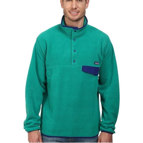 Patagonia Other - Patagonia Men's Lightweight Synchilla® Snap-T® Pullover in green M